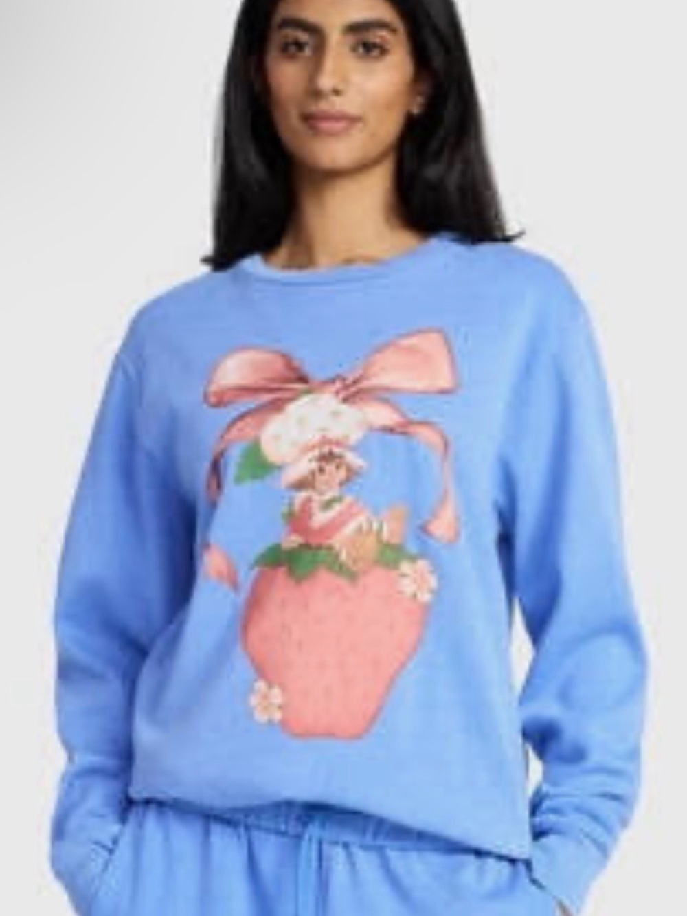 Strawberry Shortcake Women's Satin Bow Graphic Crewneck Sweatshirt EUC L/XL